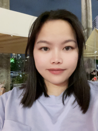 梁彩凤
