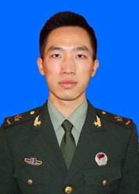 张楠