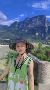 雯雯